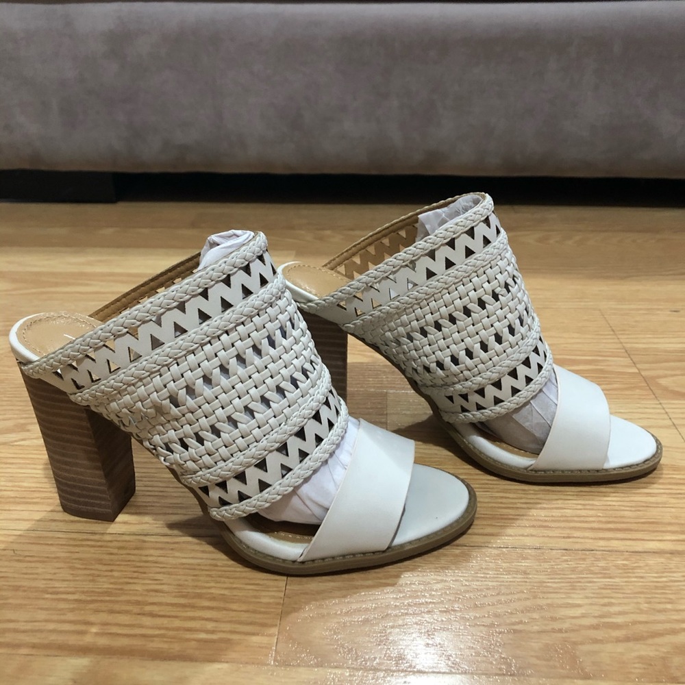 Report Sandals/Heels